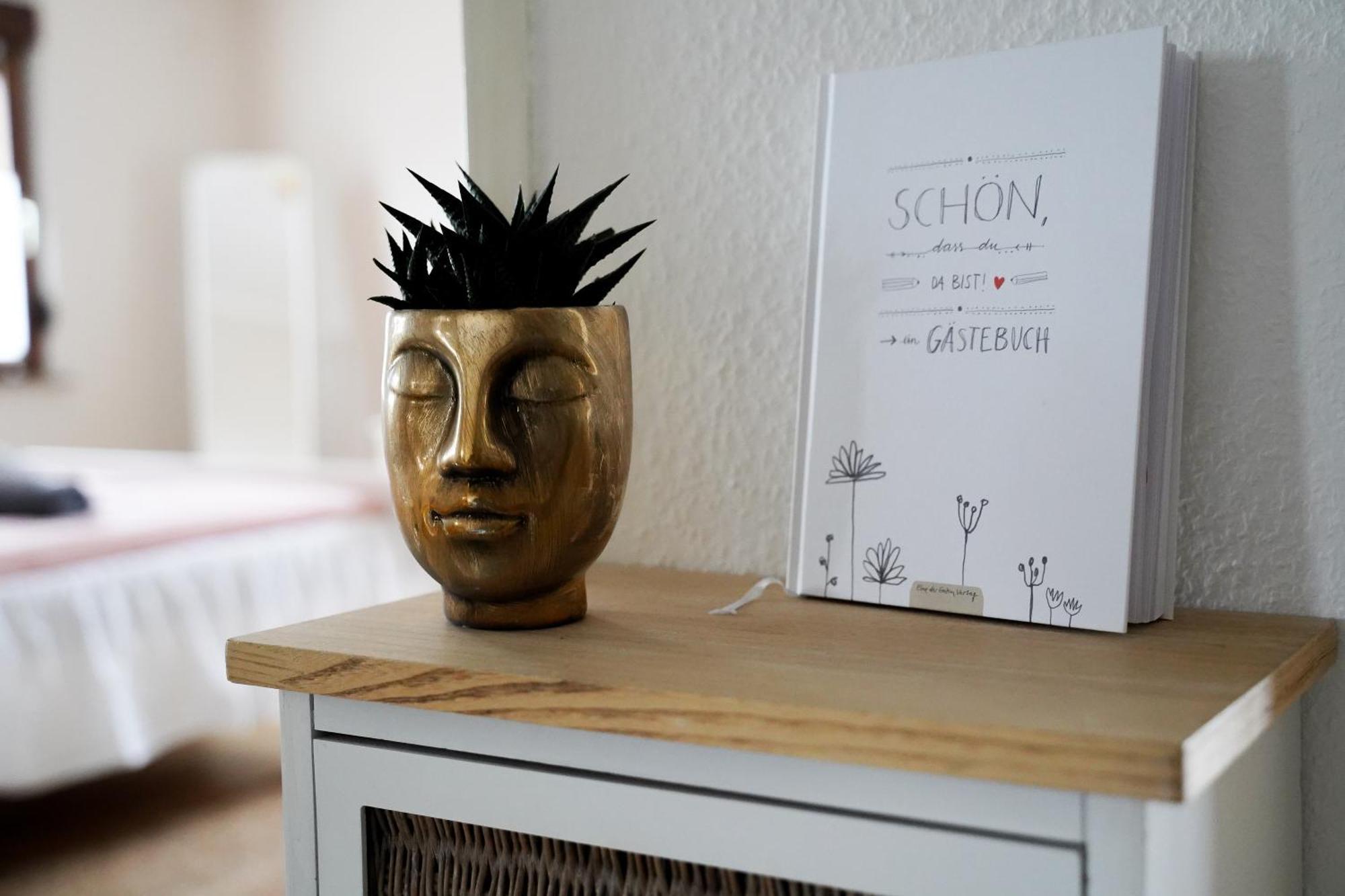 Appartement Happybnb Mit Sonniger Terrasse