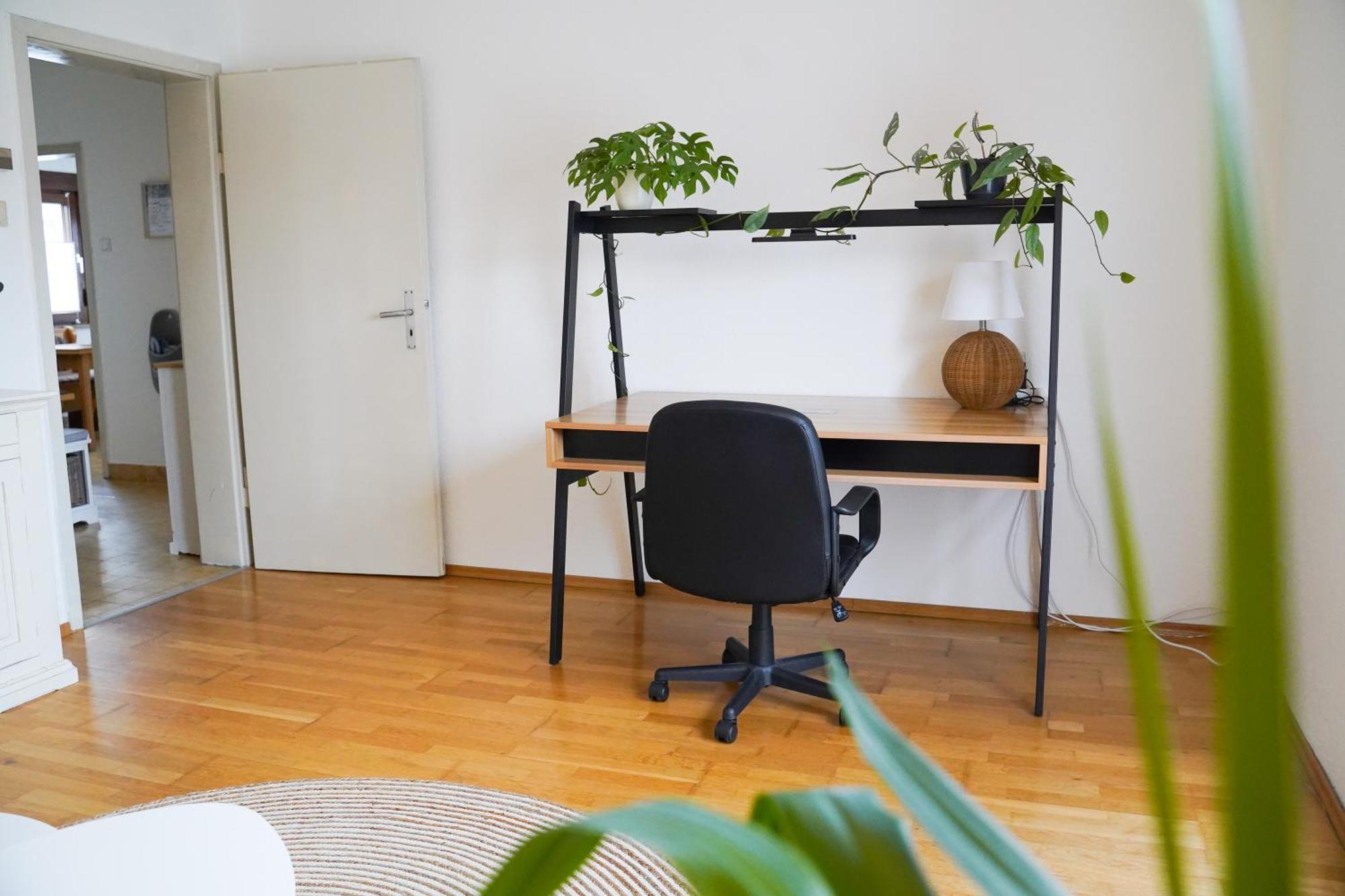 Happybnb Mit Sonniger Terrasse Appartement *