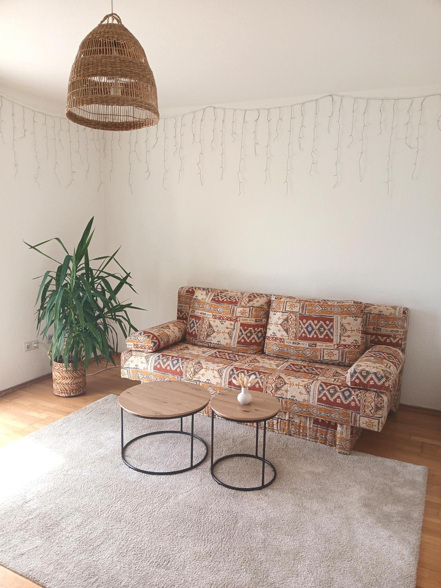 Appartement Happybnb Mit Sonniger Terrasse